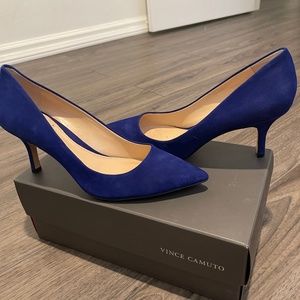 VINCE CAMUTO VIVIENNE PUMP